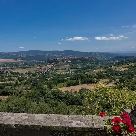 Buon Viaggio 16, Emma