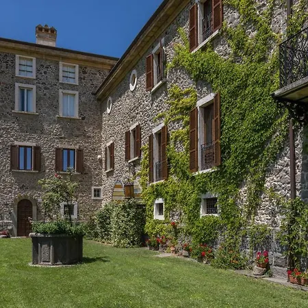 Buon Viaggio 16, Emma Villa Orvieto