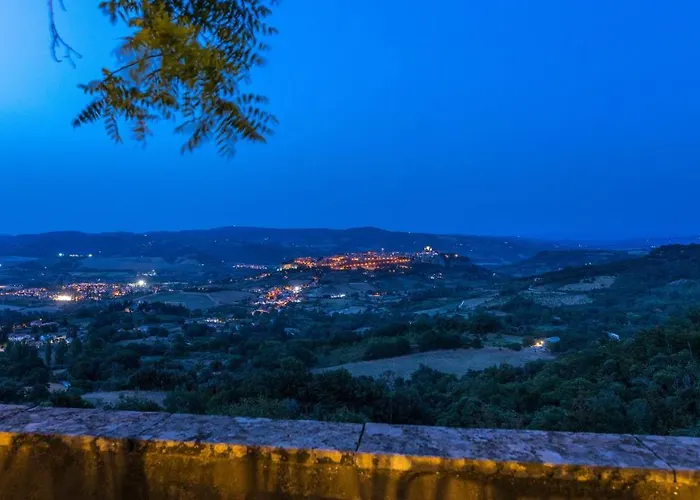 Buon Viaggio 16, Emma