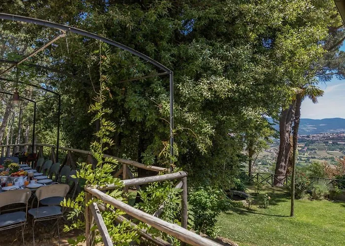 Buon Viaggio 16, Emma